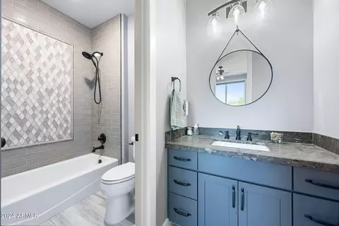 Bath - 37620 N 15th Ave, Phoenix, AZ 85086 photo 7 of 9
