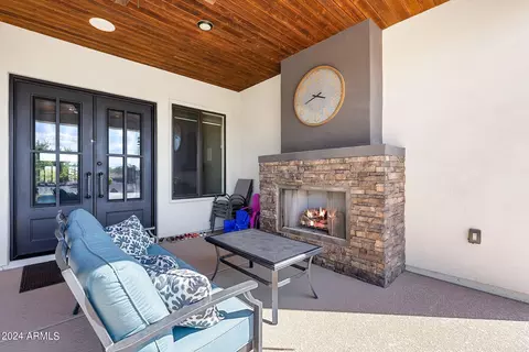 Exterior - 37620 N 15th Ave, Phoenix, AZ 85086 photo 5 of 21