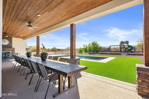 Exterior - 37620 N 15th Ave, Phoenix, AZ 85086 photo 8 of 21