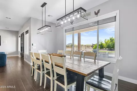Dining - 37620 N 15th Ave, Phoenix, AZ 85086 photo 4 of 4
