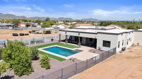 View/Area - 37620 N 15th Ave, Phoenix, AZ 85086 photo 14 of 15