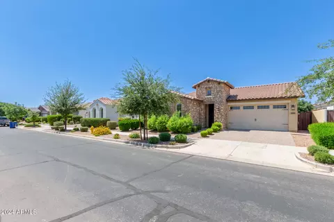 10404 E Sebring Ave, Mesa, AZ 85212 photo 4