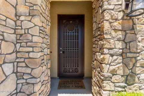 10404 E Sebring Ave, Mesa, AZ 85212 photo 9