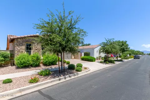 10404 E Sebring Ave, Mesa, AZ 85212 photo 5