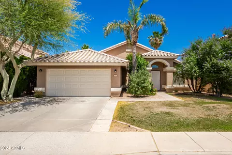 1826 E Tremaine Ave, Gilbert, AZ 85234