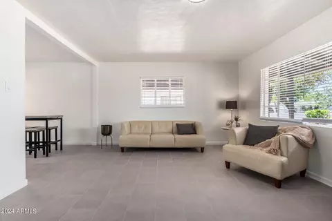 3532 E Cheery Lynn Rd, Phoenix, AZ 85018 photo 12