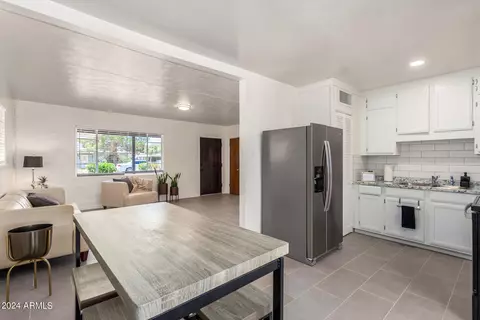 3532 E Cheery Lynn Rd, Phoenix, AZ 85018 photo 15