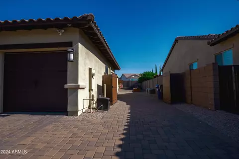 7652 E Kramer St, Mesa, AZ 85207 photo 3