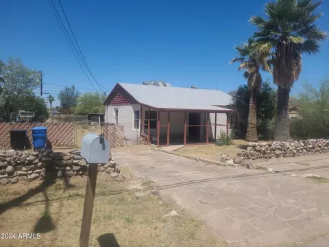 9018 N 14th St, Phoenix, AZ 85020