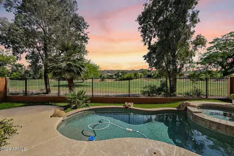 3027 E Fremont Rd, Phoenix, AZ 85042