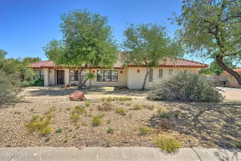 8923 W Patrick Ln, Peoria, AZ 85383