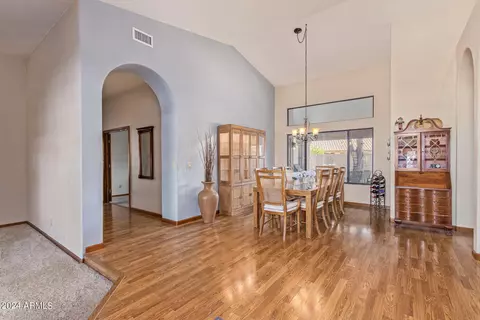 Dining - 251 E Vera Ln, Tempe, AZ 85284 photo 1 of 5
