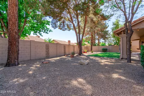Exterior - 251 E Vera Ln, Tempe, AZ 85284 photo 12 of 16