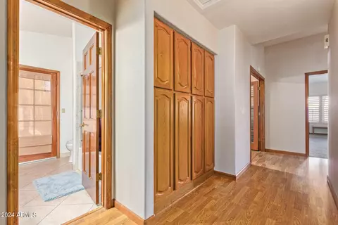 Entry Way - 251 E Vera Ln, Tempe, AZ 85284 photo 5 of 5