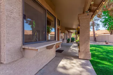 Exterior - 251 E Vera Ln, Tempe, AZ 85284 photo 7 of 16