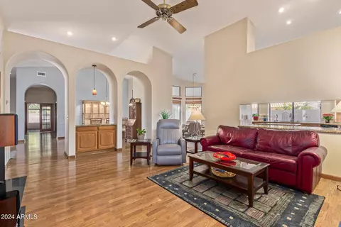 Living - 251 E Vera Ln, Tempe, AZ 85284 photo 3 of 5