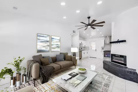 2033 E Howe Ave, Tempe, AZ 85281
