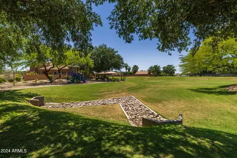 386 E Horseshoe Ave, Gilbert, AZ 85296 photo 45
