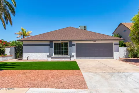 1128 W Barrow Dr, Chandler, AZ 85224
