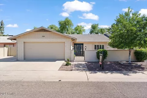 1541 W Glenn Dr, Phoenix, AZ 85021