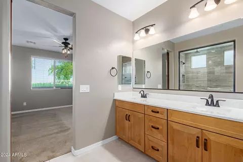 Bath - 3161 S 183rd Dr, Goodyear, AZ 85338 photo 3 of 7