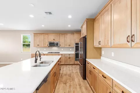 Kitchen - 3161 S 183rd Dr, Goodyear, AZ 85338 photo 2 of 6
