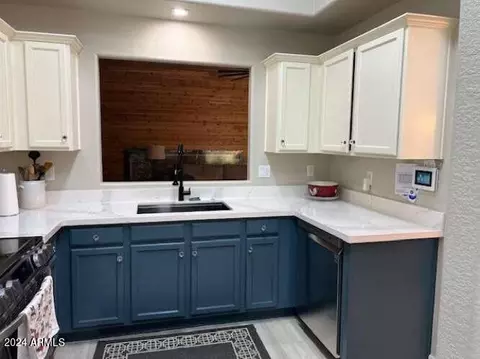 2436 E Morrow Dr, Phoenix, AZ 85050 photo 10