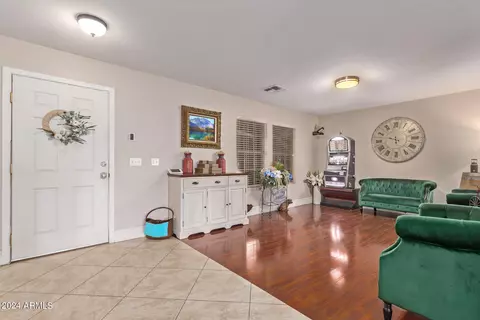 3748 E Betsy Ln, Gilbert, AZ 85296 photo 5