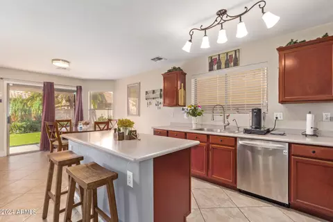 3748 E Betsy Ln, Gilbert, AZ 85296 photo 14