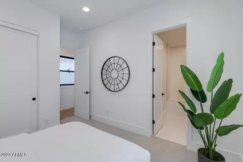 4340 E Cheery Lynn Rd, Phoenix, AZ 85018 photo 12