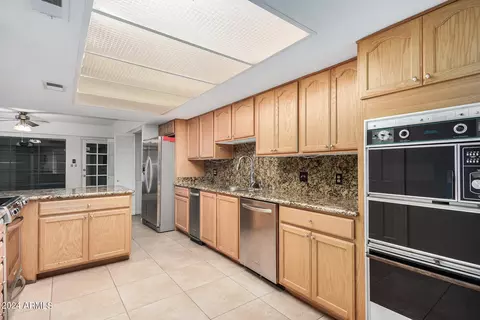 77 E Missouri Ave #34, Phoenix, AZ 85012 photo 23