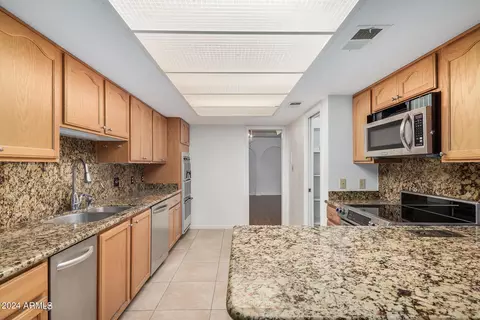 77 E Missouri Ave #34, Phoenix, AZ 85012 photo 21