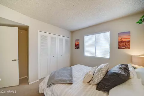4867 E Capistrano Ave, Phoenix, AZ 85044 photo 19