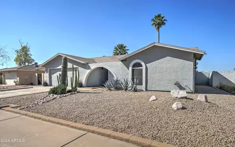 4867 E Capistrano Ave, Phoenix, AZ 85044 photo 3