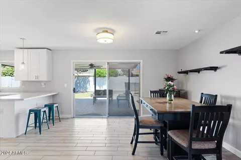 3302 E Helena Dr, Phoenix, AZ 85032 photo 5
