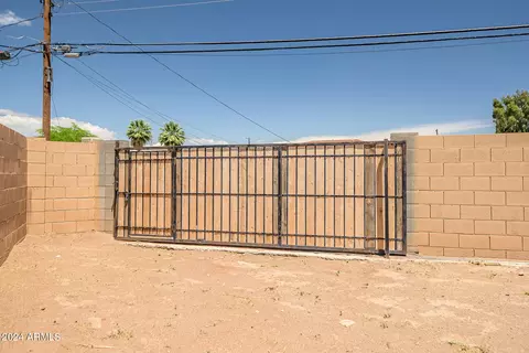 4423 S 36th Dr, Phoenix, AZ 85041 photo 26