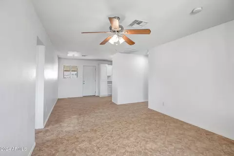 4423 S 36th Dr, Phoenix, AZ 85041 photo 12