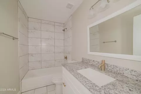 4922 S 23rd Dr, Phoenix, AZ 85041 photo 16
