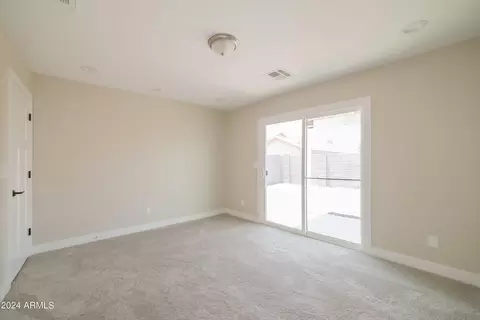 4922 S 23rd Dr, Phoenix, AZ 85041 photo 10