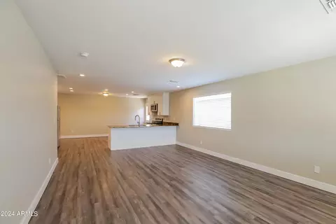 4922 S 23rd Dr, Phoenix, AZ 85041 photo 7