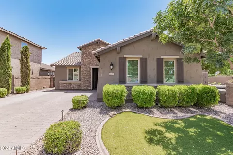 20733 E Raven Dr, Queen Creek, AZ 85142