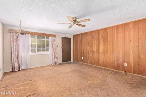4302 N 74th Dr, Phoenix, AZ 85033 photo 2