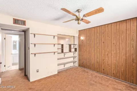 4302 N 74th Dr, Phoenix, AZ 85033 photo 5