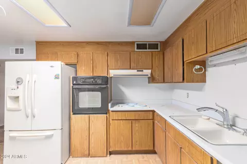 4302 N 74th Dr, Phoenix, AZ 85033 photo 22