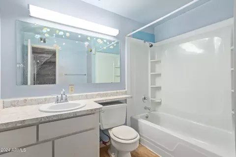 4302 N 74th Dr, Phoenix, AZ 85033 photo 6