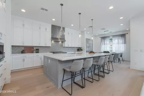 3737 E Amelia Ave, Phoenix, AZ 85018 photo 7