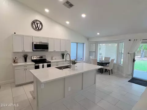 1555 E Park Ave, Gilbert, AZ 85234 photo 12