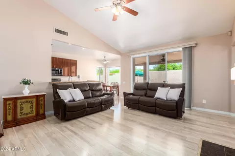 2740 E Windmere Dr, Phoenix, AZ 85048 photo 8
