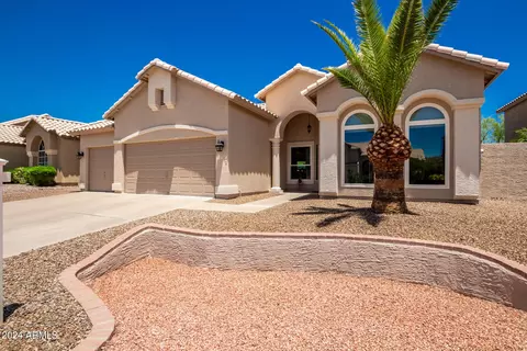 2740 E Windmere Dr, Phoenix, AZ 85048