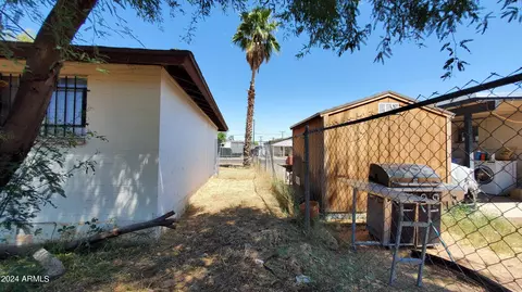4014 N 64th Dr, Phoenix, AZ 85033 photo 22